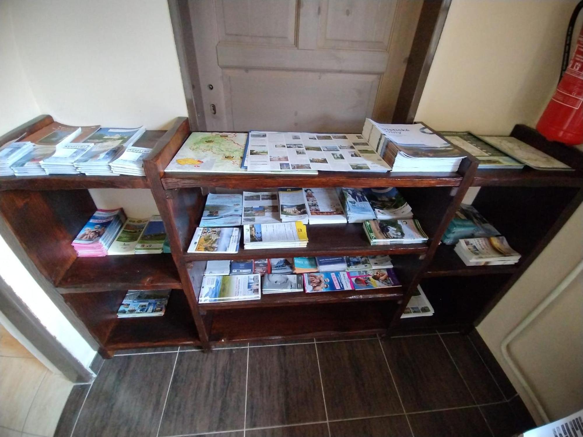 Penzion Kelt Hotel Zator Bagian luar foto