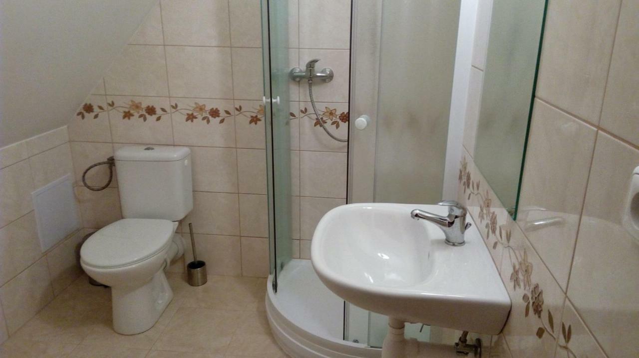 Penzion Kelt Hotel Zator Bagian luar foto